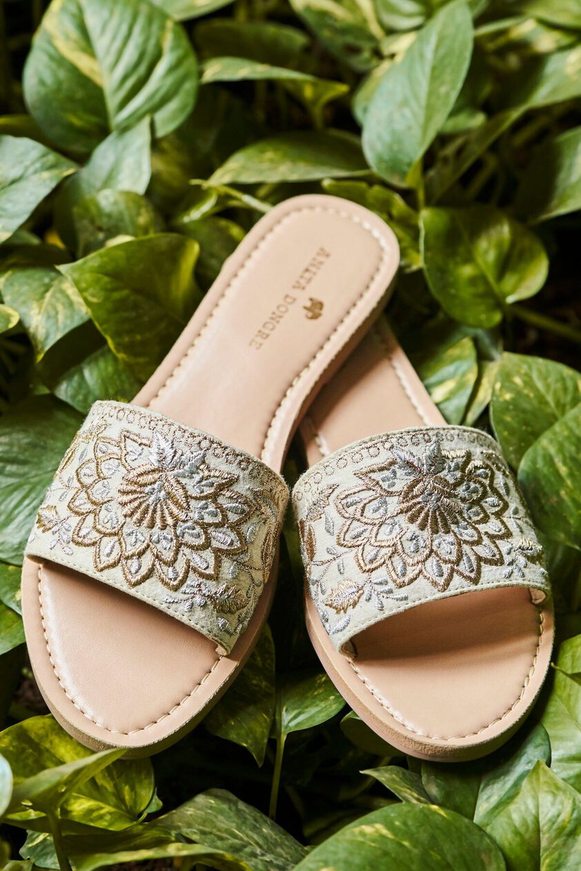 Belaa Sliders - Ivory, Cream, image 1