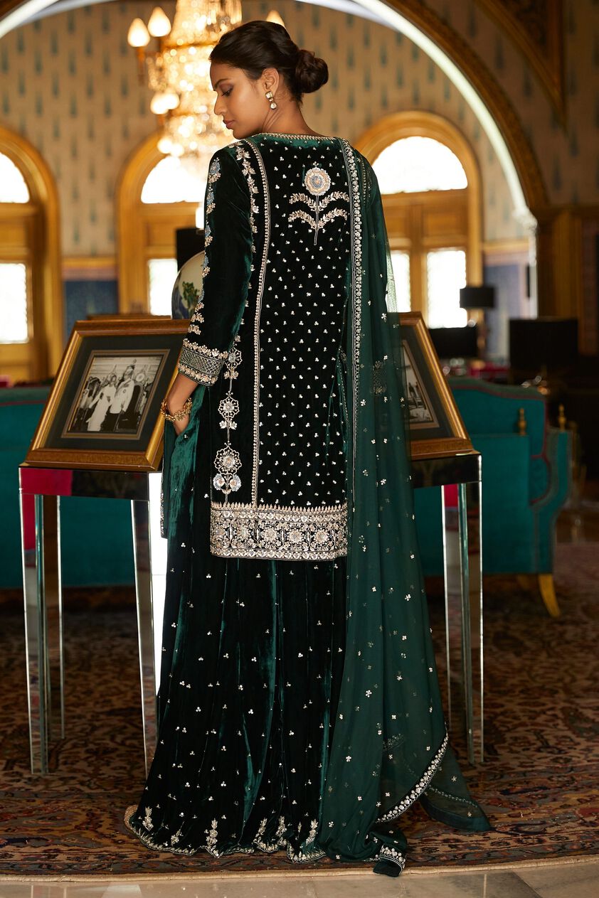 2 - Zaha Set, image 2