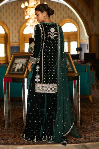 2 - Zaha Set, image 2