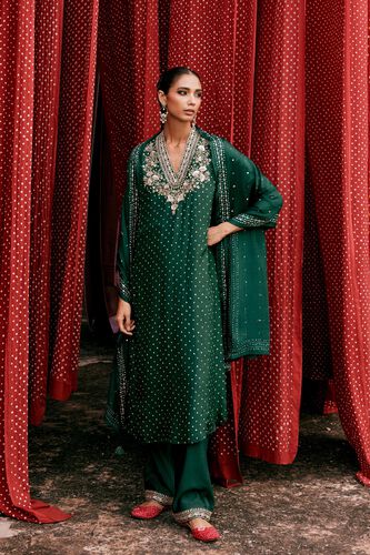 Gulsahro Handcrafted Bandhani Silk Stole - Green, Green, image 3