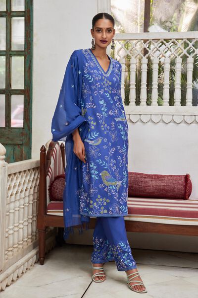 Vanhi Hand-embroidered Kantha Suit Set - Blue