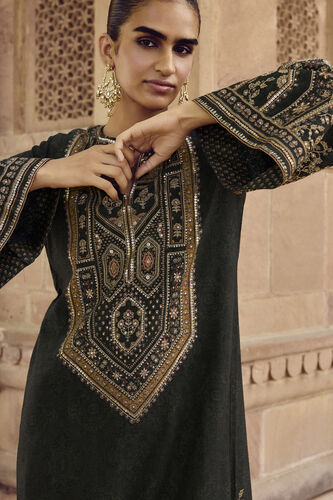 Rishama Silk Kaftan - Green, Green, image 4