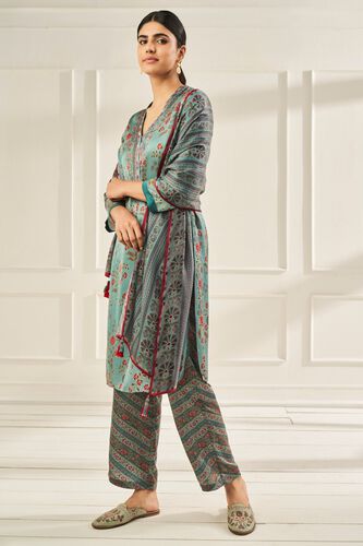 2 - Parthi Scarf – Soft Moss, image 2