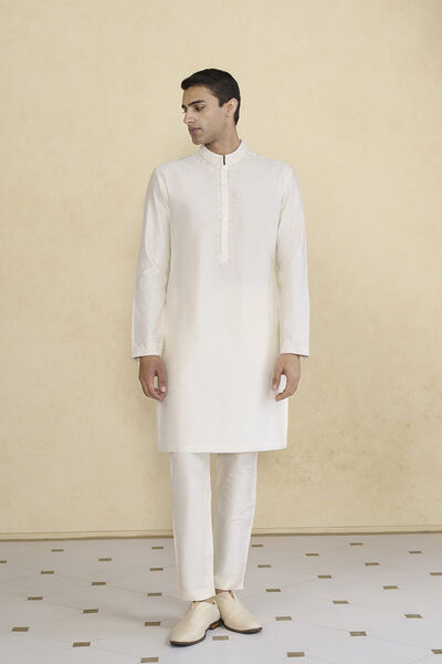 Isharv Embroidered Chanderi Silk Kurta - Ivory