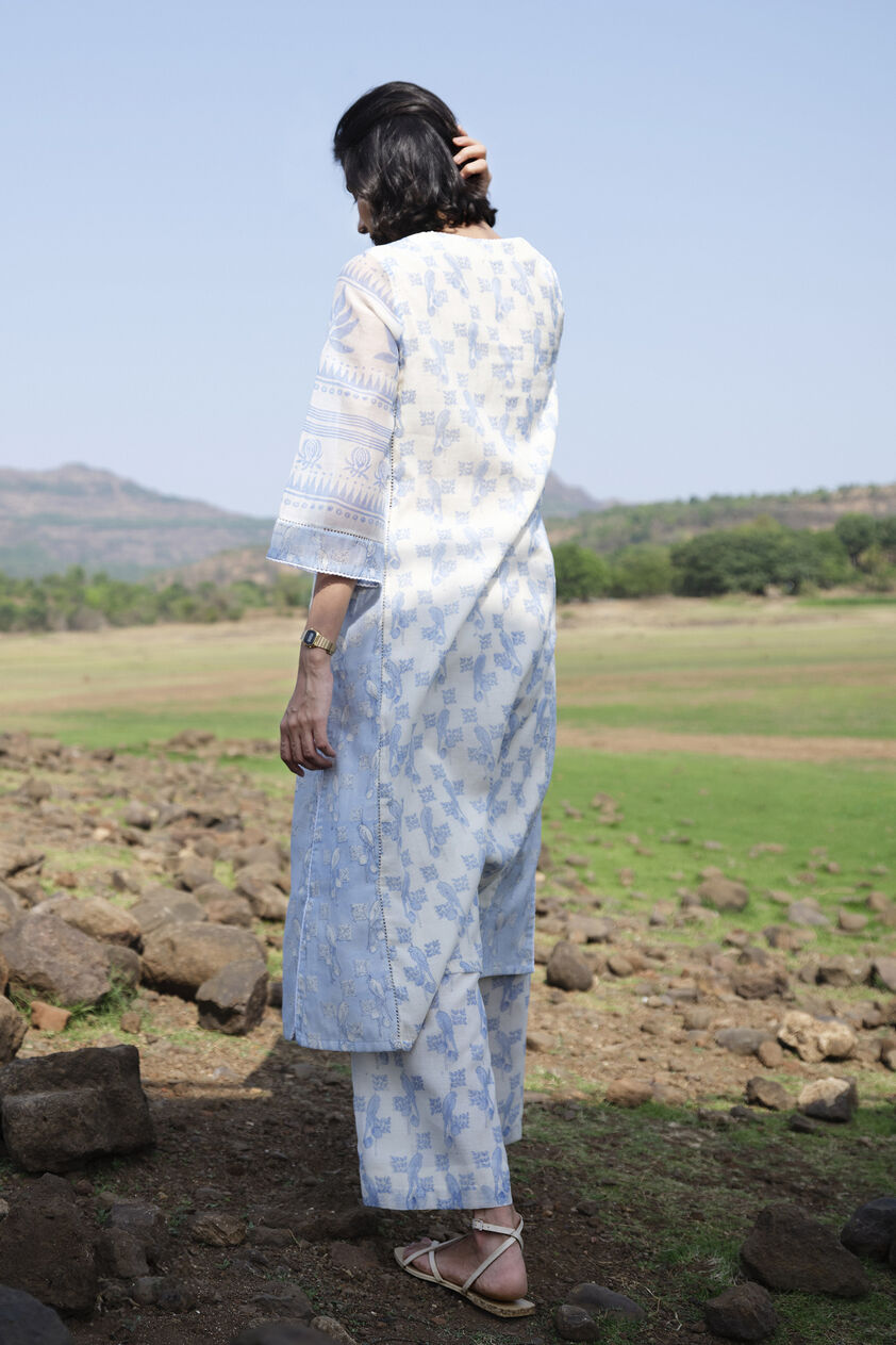 Aves Hand-embroidered Kantha Mul Kurta Set - Blue, White, image 3