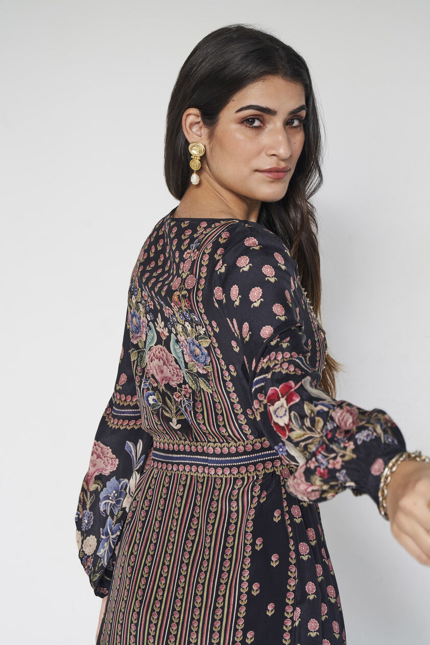 Isbah Embroidered Tunic - Black, Black, image 8